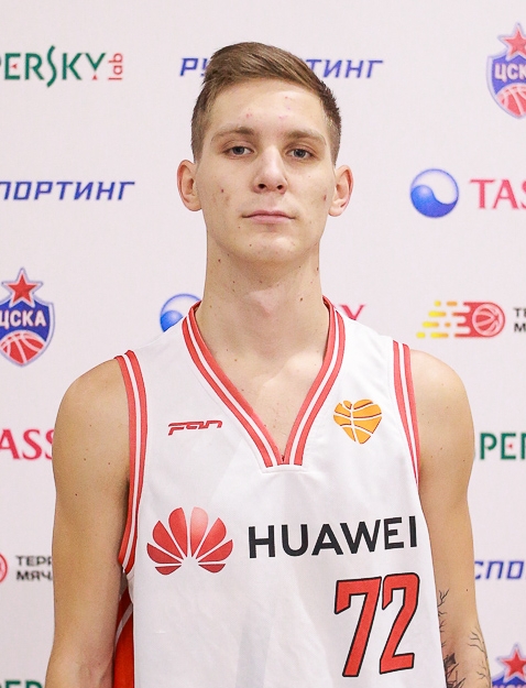 Олег Губанов