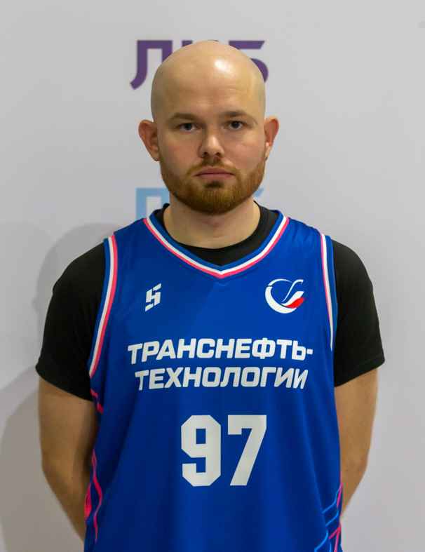 Илья Ханов