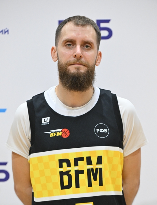 Иван Макаренков