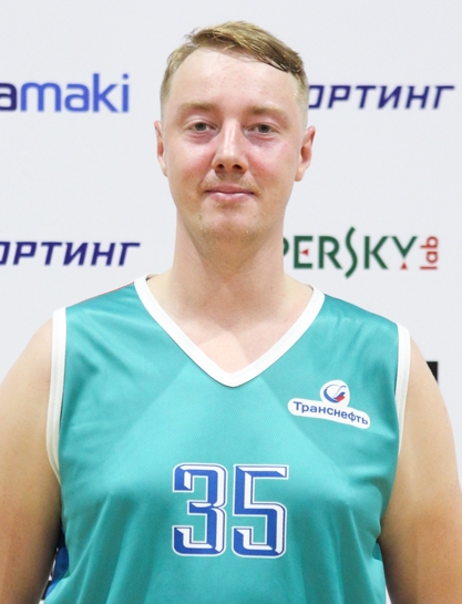 Денис Селин