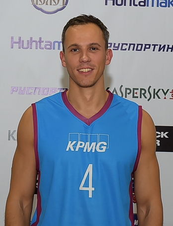 Евгений Лазарев