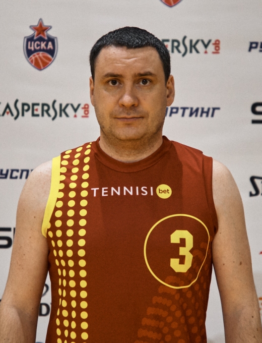 Михаил Сизов