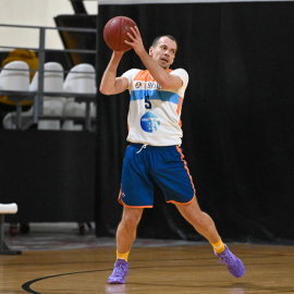 9-й тур: Волгоград, Мурманск, Тула. Полуфиналы: Москва